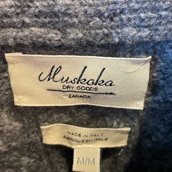 MUSKOKA Dry Goods , made in Italy sweater, Size Medium - Picture 3 of 7